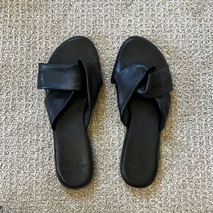 Abercrombie & Fitch slide sandals